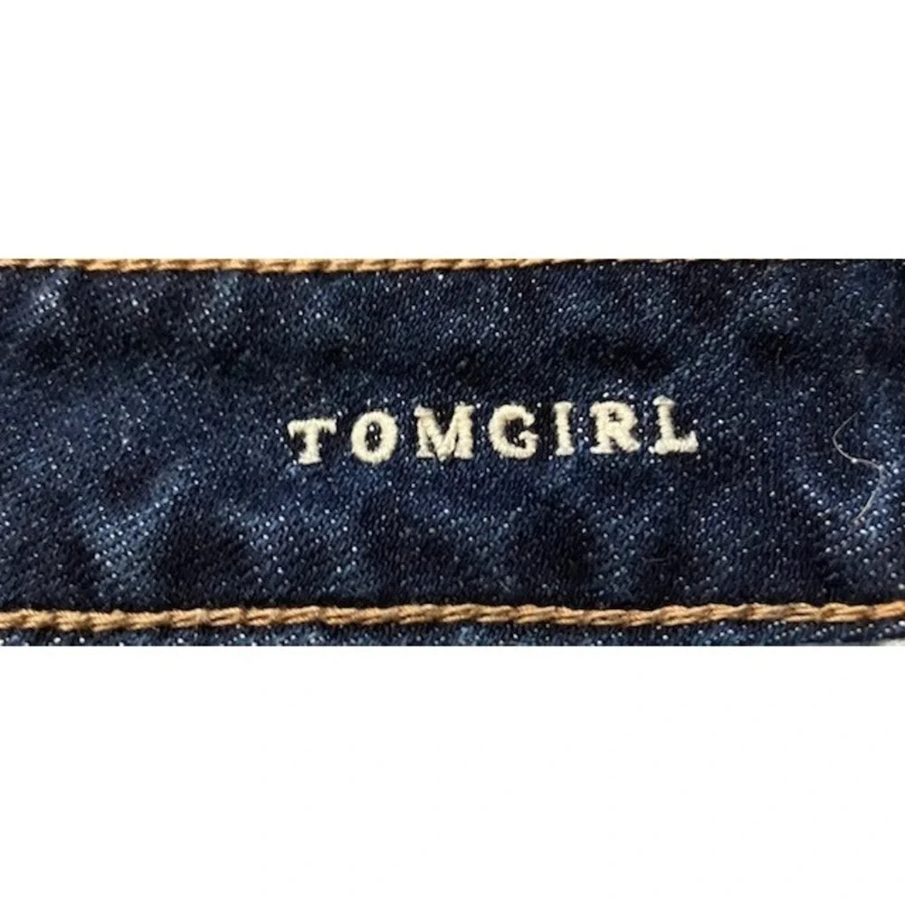 American Eagle Women's Size 0 Blue Tom Girl Distressed Dark Wash Jeans